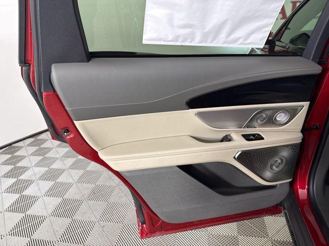 new 2025 Lincoln Nautilus car, priced at $61,557