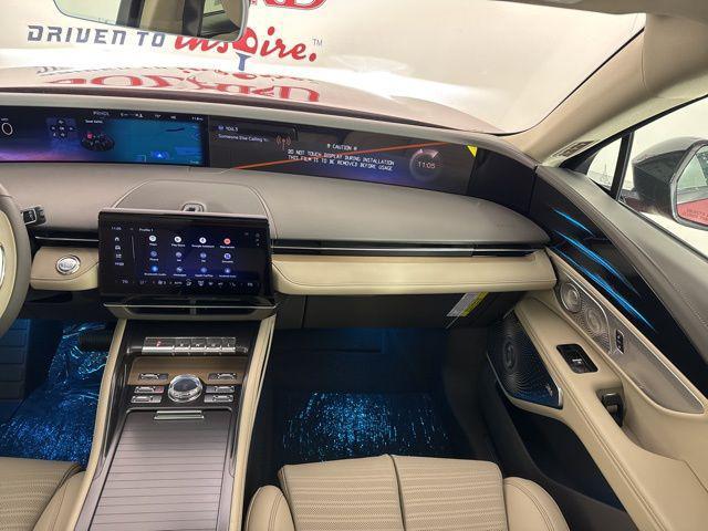 new 2025 Lincoln Nautilus car, priced at $61,557