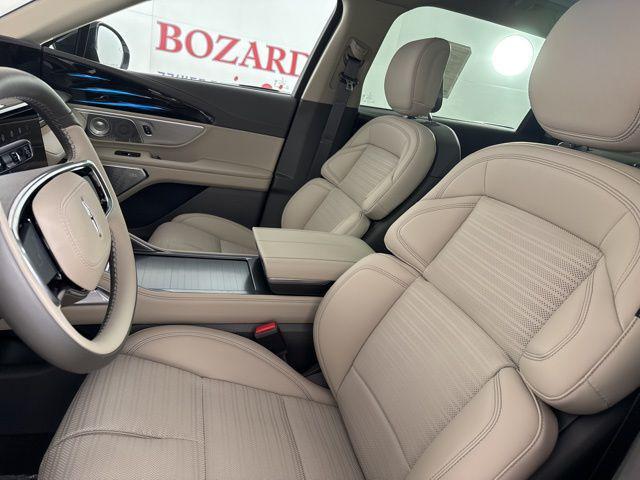 new 2025 Lincoln Nautilus car, priced at $61,557