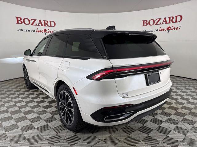 new 2025 Lincoln Nautilus car, priced at $61,557