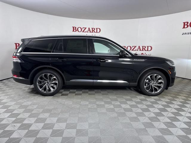 new 2025 Lincoln Aviator car, priced at $72,278