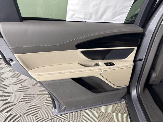 new 2025 Lincoln Nautilus car, priced at $50,816