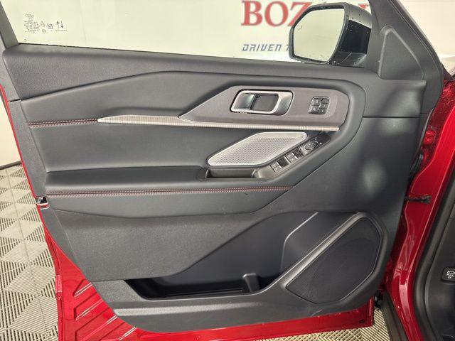 new 2025 Ford Explorer car, priced at $55,342