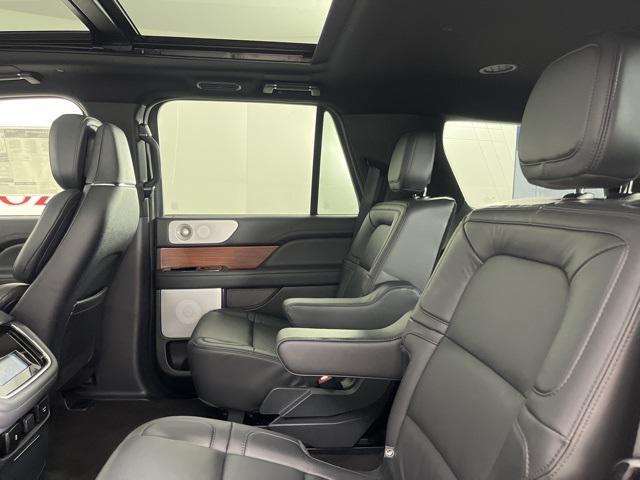 new 2024 Lincoln Navigator car, priced at $95,475