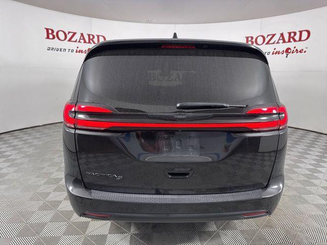 used 2021 Chrysler Pacifica car, priced at $20,250