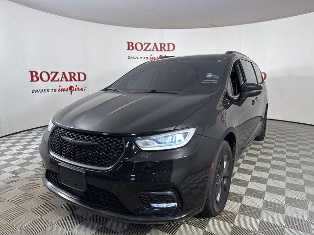 used 2021 Chrysler Pacifica car, priced at $20,250