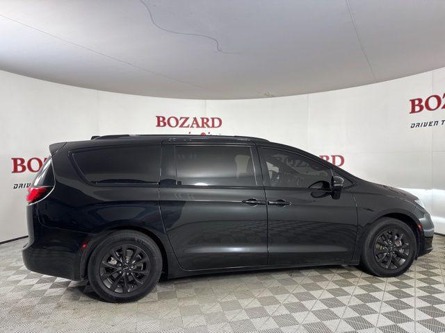 used 2021 Chrysler Pacifica car, priced at $20,250