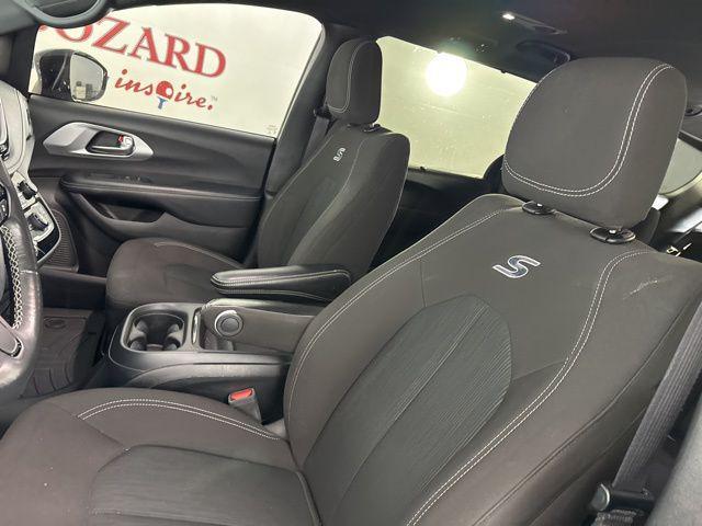 used 2021 Chrysler Pacifica car, priced at $20,250