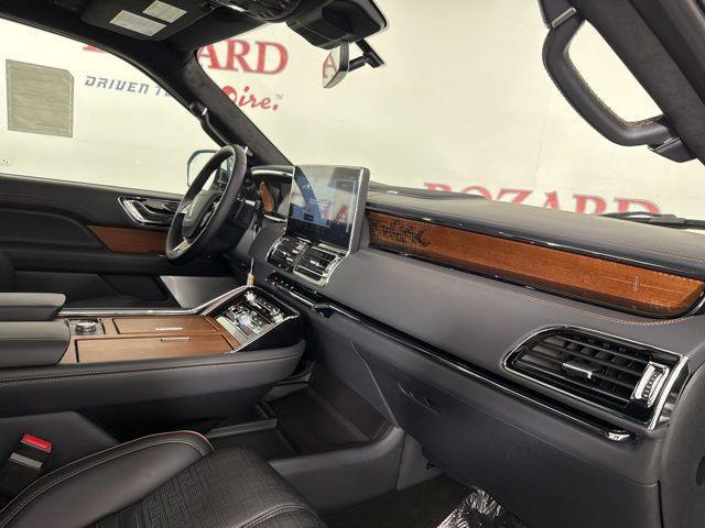 new 2024 Lincoln Navigator car, priced at $90,115