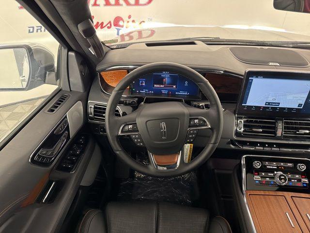 new 2024 Lincoln Navigator car, priced at $90,115