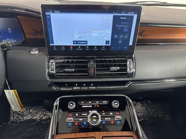 new 2024 Lincoln Navigator car, priced at $90,115