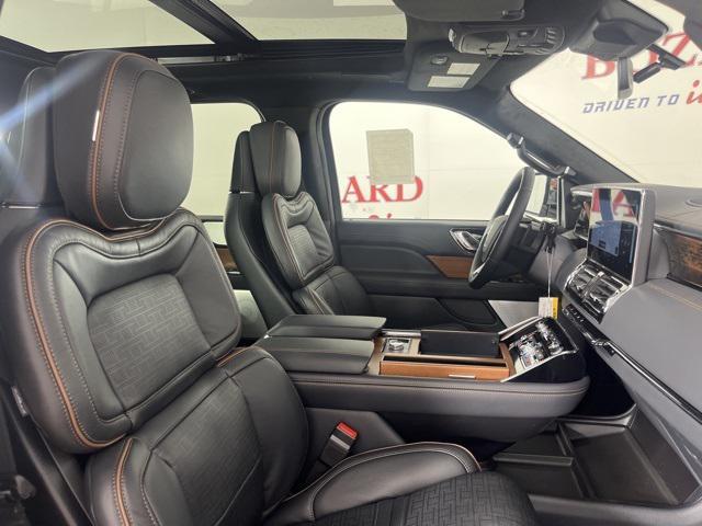 new 2024 Lincoln Navigator car, priced at $91,615