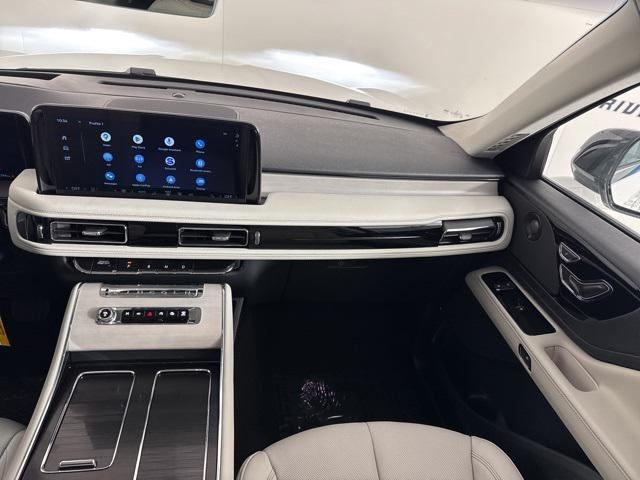 new 2025 Lincoln Aviator car, priced at $68,478