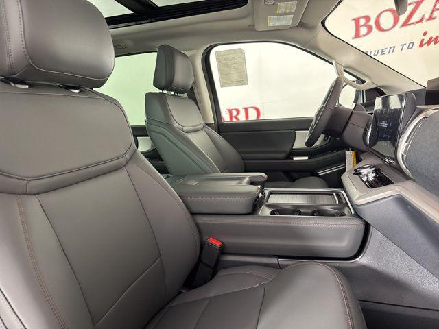 new 2025 Ford Expedition Max car, priced at $68,419