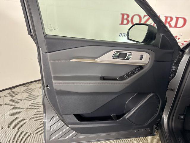 new 2025 Ford Explorer car, priced at $38,215