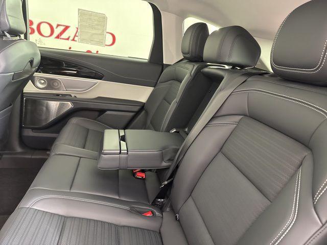 new 2025 Lincoln Nautilus car, priced at $63,397
