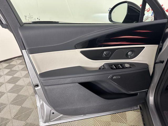 new 2025 Lincoln Nautilus car, priced at $58,627