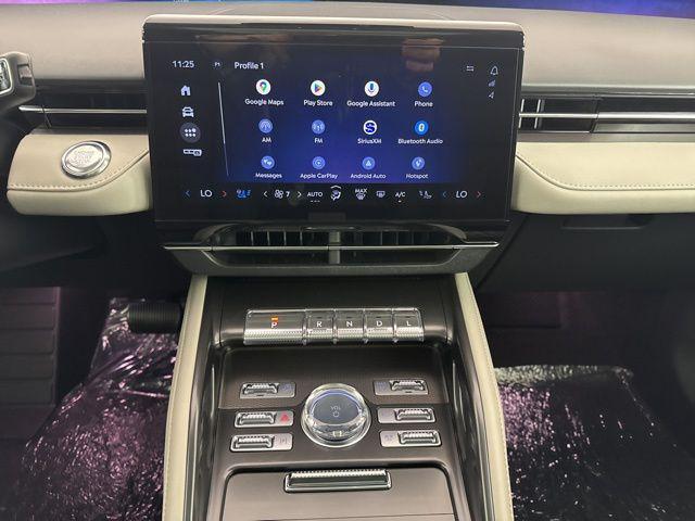 new 2025 Lincoln Nautilus car, priced at $58,627