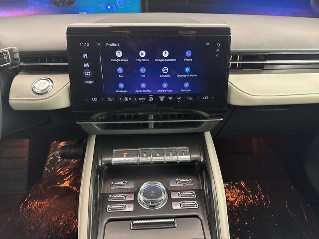 new 2025 Lincoln Nautilus car, priced at $48,976