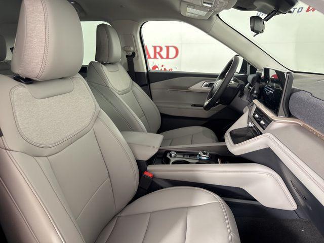 new 2025 Ford Explorer car, priced at $42,461