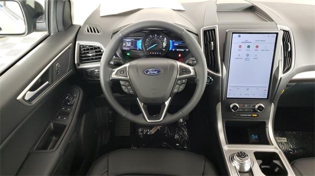 new 2024 Ford Edge car, priced at $32,275