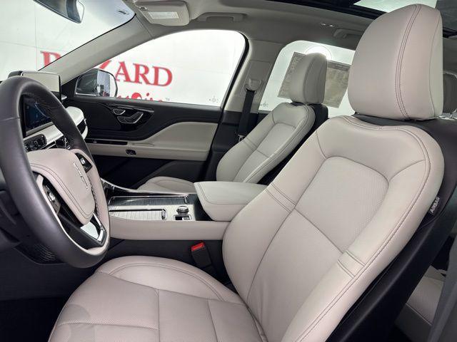 new 2025 Lincoln Aviator car, priced at $60,670