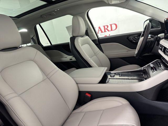 new 2025 Lincoln Aviator car, priced at $60,670