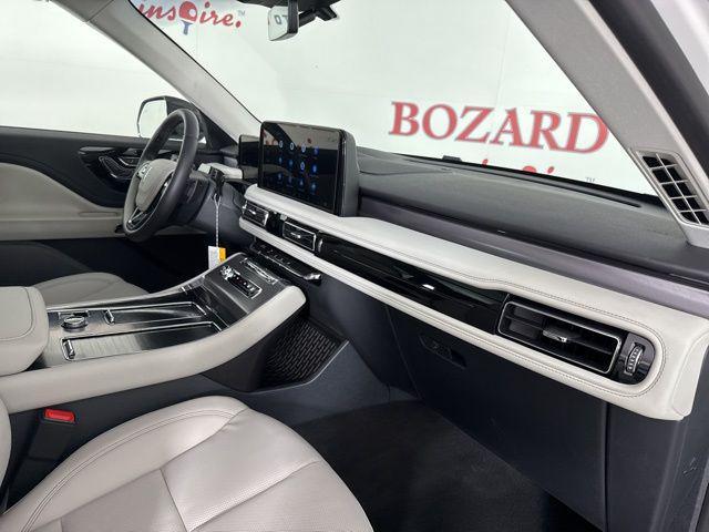 new 2025 Lincoln Aviator car, priced at $62,630