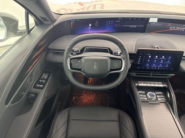 new 2025 Lincoln Nautilus car, priced at $53,576