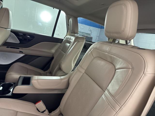 used 2022 Lincoln Aviator car, priced at $40,000