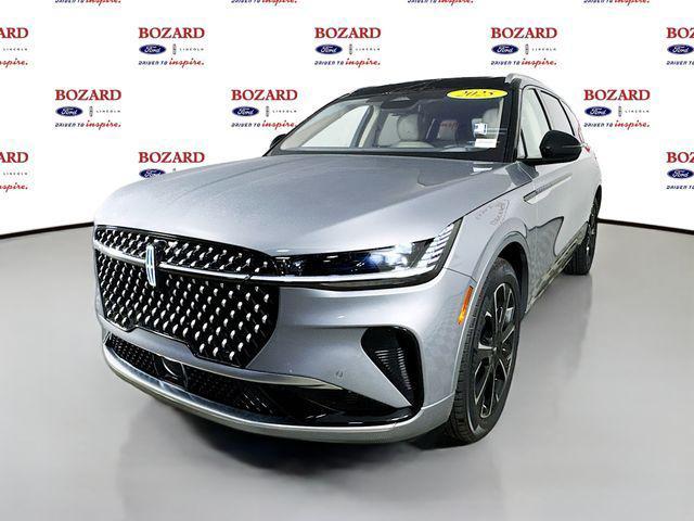 used 2025 Lincoln Nautilus car, priced at $59,500