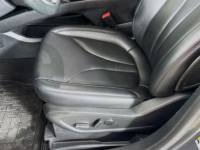 used 2023 Lincoln Nautilus car, priced at $34,500