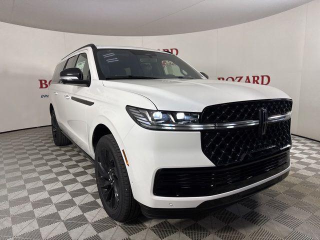 new 2025 Lincoln Navigator car, priced at $112,930
