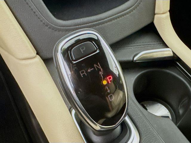 used 2017 Cadillac XT5 car, priced at $12,000