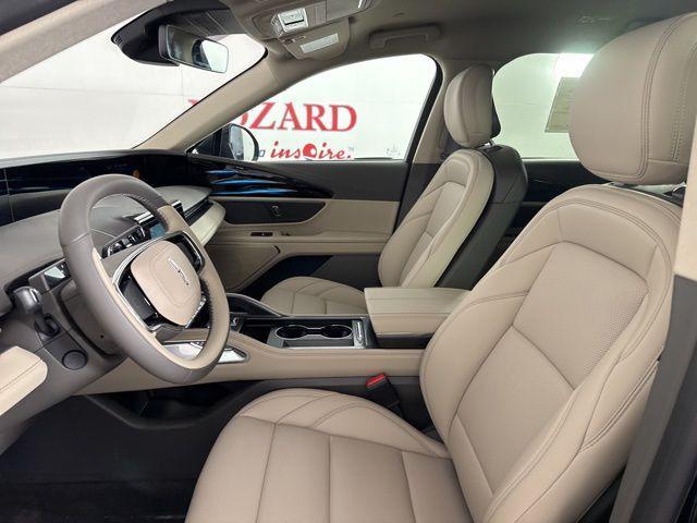 new 2025 Lincoln Nautilus car, priced at $50,126