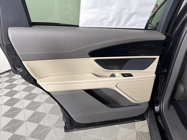 new 2025 Lincoln Nautilus car, priced at $53,395