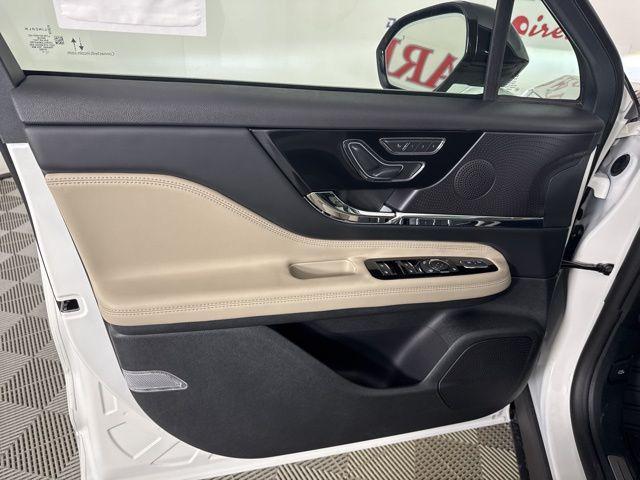 new 2025 Lincoln Corsair car, priced at $53,595