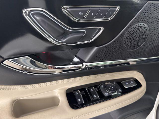 new 2025 Lincoln Corsair car, priced at $53,595