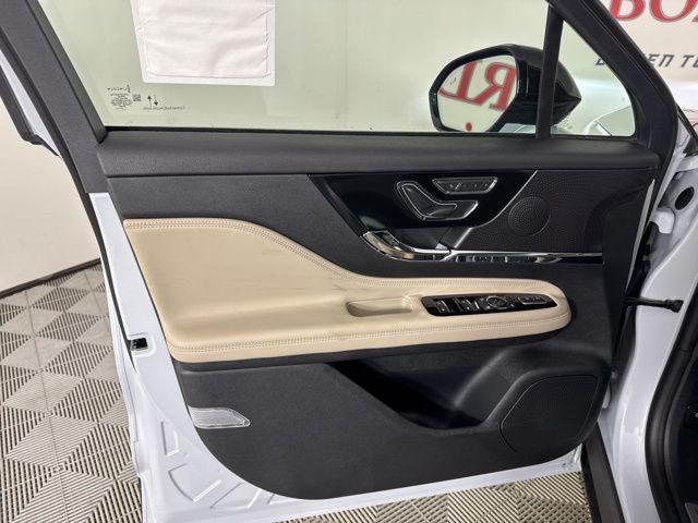 new 2025 Lincoln Corsair car, priced at $42,891