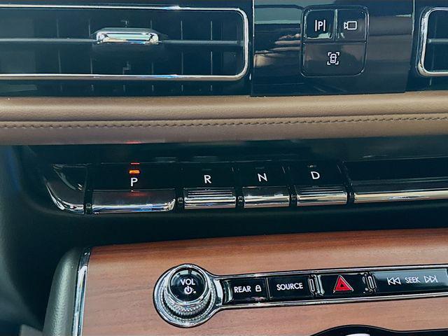 used 2023 Lincoln Aviator car, priced at $39,000
