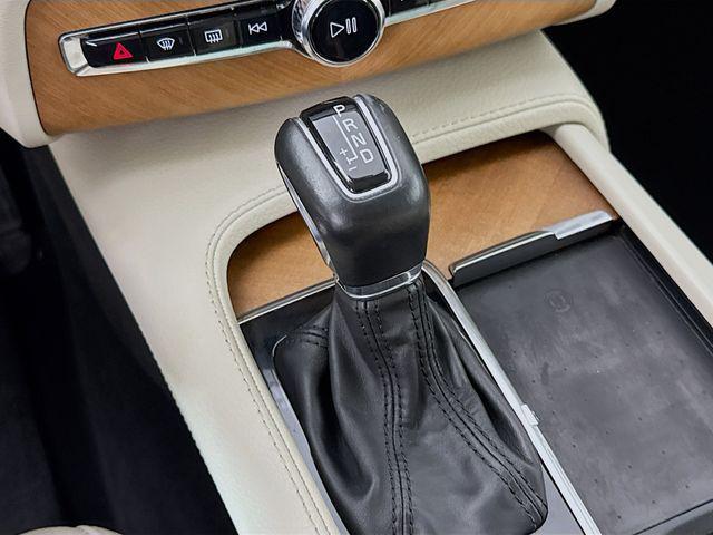 used 2021 Volvo XC90 car, priced at $24,000
