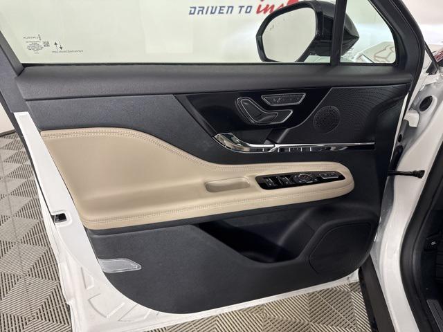 new 2025 Lincoln Corsair car, priced at $37,557