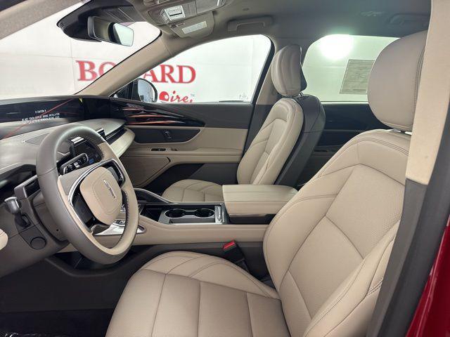 new 2025 Lincoln Nautilus car, priced at $48,976
