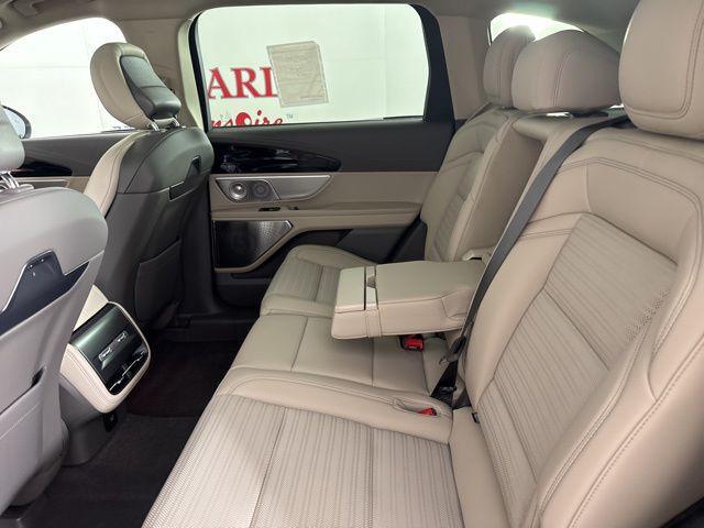 new 2025 Lincoln Nautilus car, priced at $62,247