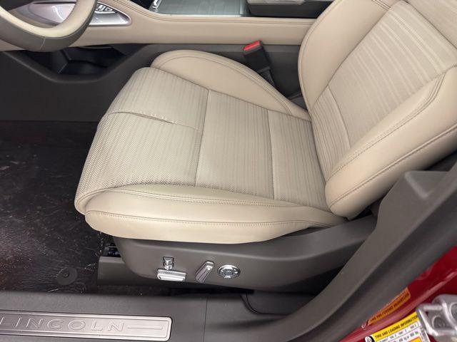 new 2025 Lincoln Nautilus car, priced at $62,247