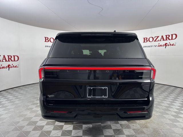 new 2025 Lincoln Navigator car, priced at $118,835
