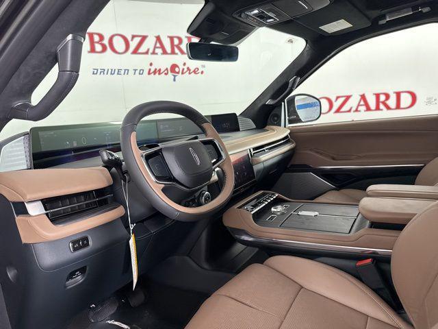 new 2025 Lincoln Navigator car, priced at $118,835