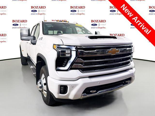 used 2025 Chevrolet Silverado 3500 car, priced at $76,500