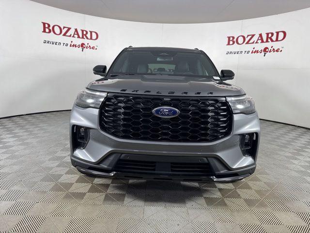 new 2025 Ford Explorer car, priced at $46,196