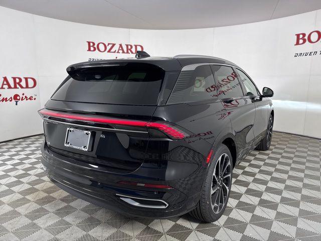 new 2025 Lincoln Nautilus car, priced at $75,645